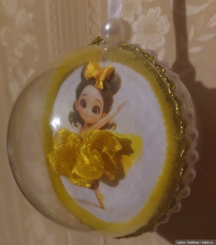 Новогодние игрушки — Авторские игрушки из разных материалов: синельная проволока (фото 8)