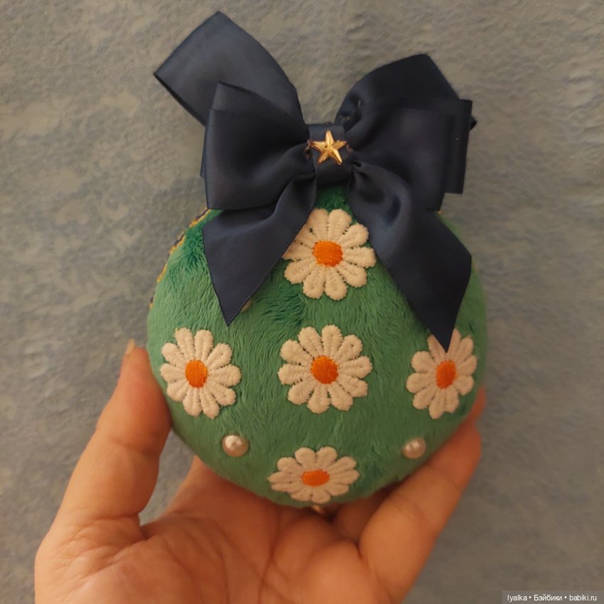 Новогодние игрушки — Авторские игрушки из разных материалов: синельная проволока