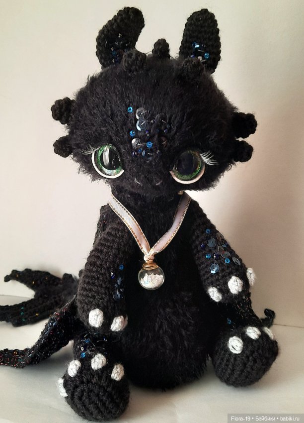 Милая парочка Дневная и Ночная Фурии