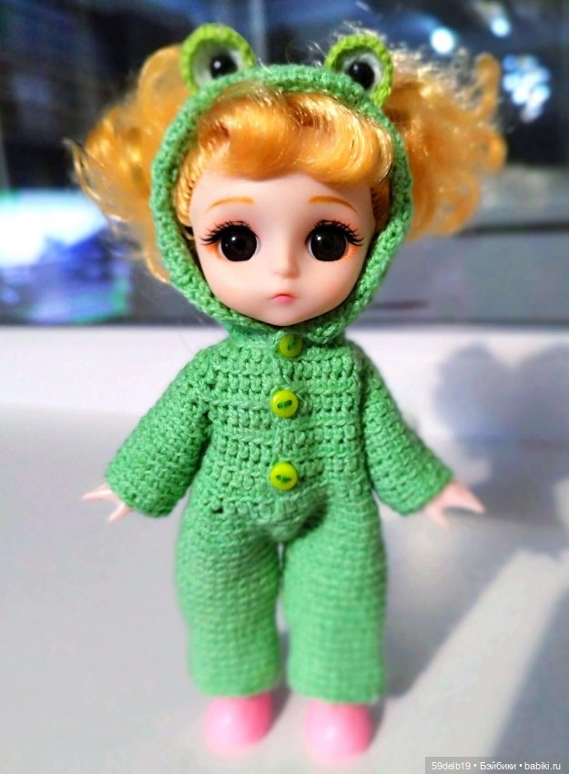 Парад карнавальных костюмов для баболей 15 см