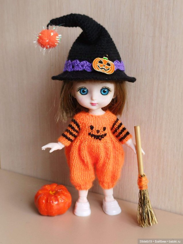 Парад карнавальных костюмов для баболей 15 см