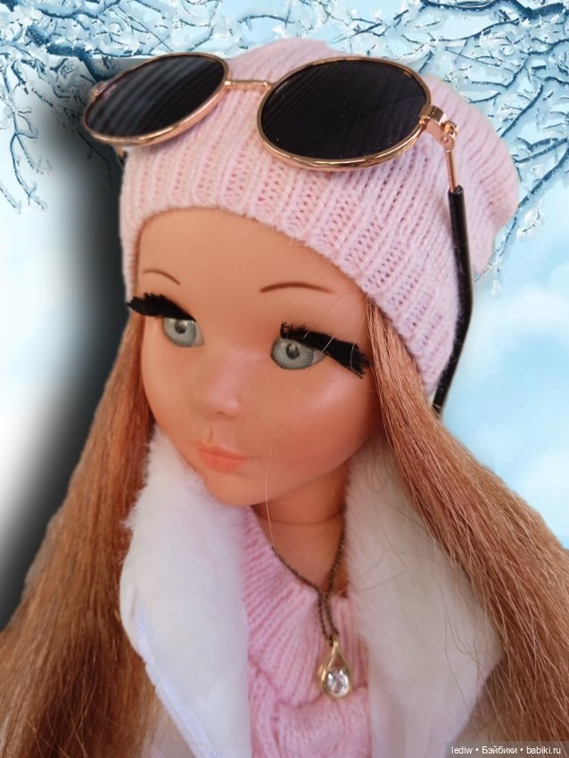 Новая жизнь старых кукол. Девушка Бонда. Рождество (фото 4)