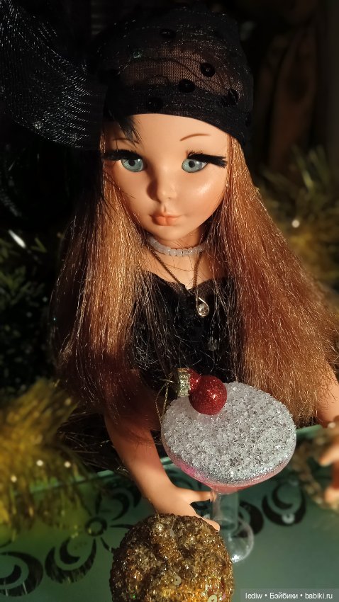 Новая жизнь старых кукол. Девушка Бонда. Рождество