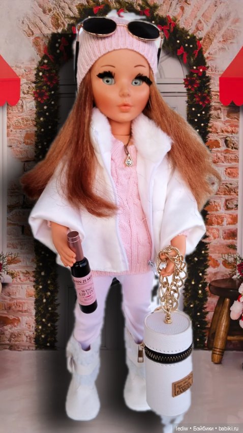 Новая жизнь старых кукол. Девушка Бонда. Рождество (фото 7)