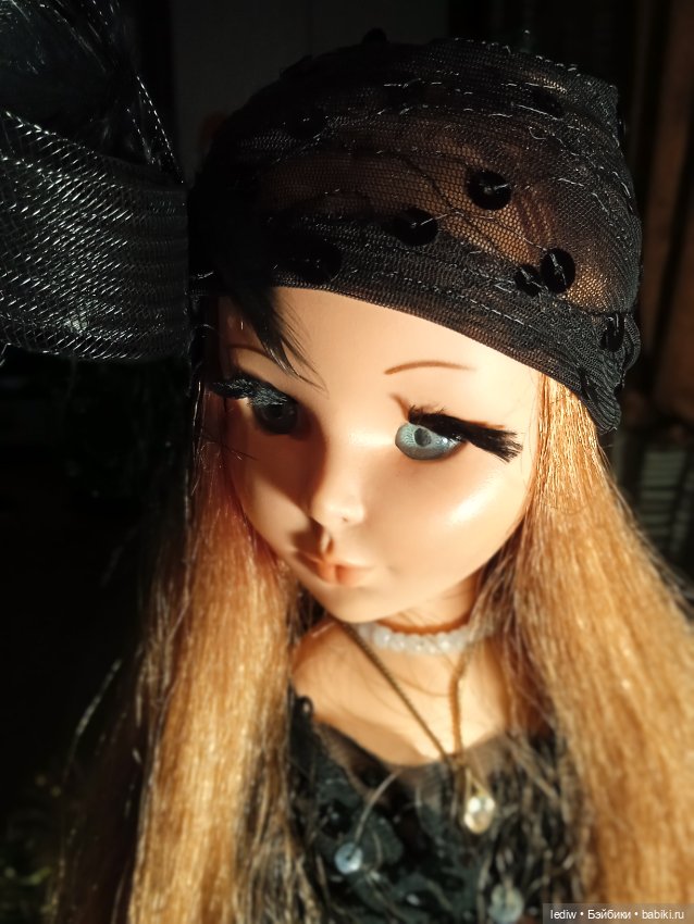 Новая жизнь старых кукол. Девушка Бонда. Рождество