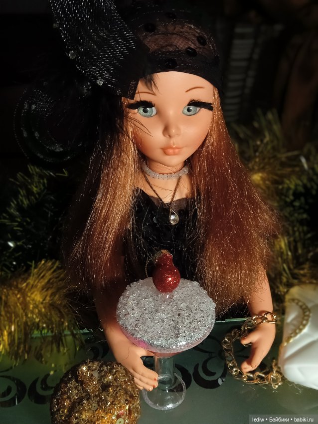 Новая жизнь старых кукол. Девушка Бонда. Рождество