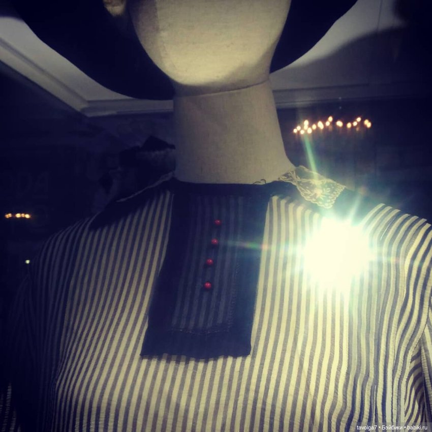 Йоль и выставка платьев эпохи Модерн