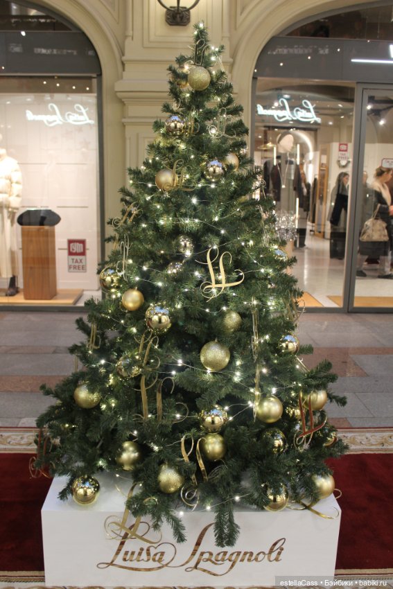 ГУМ. Парад елок -2024 — Новый год и Рождество: праздничные фото кукол