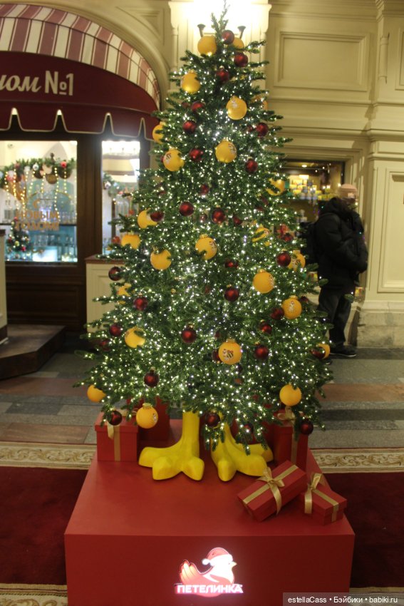 ГУМ. Парад елок -2024 — Новый год и Рождество: праздничные фото кукол
