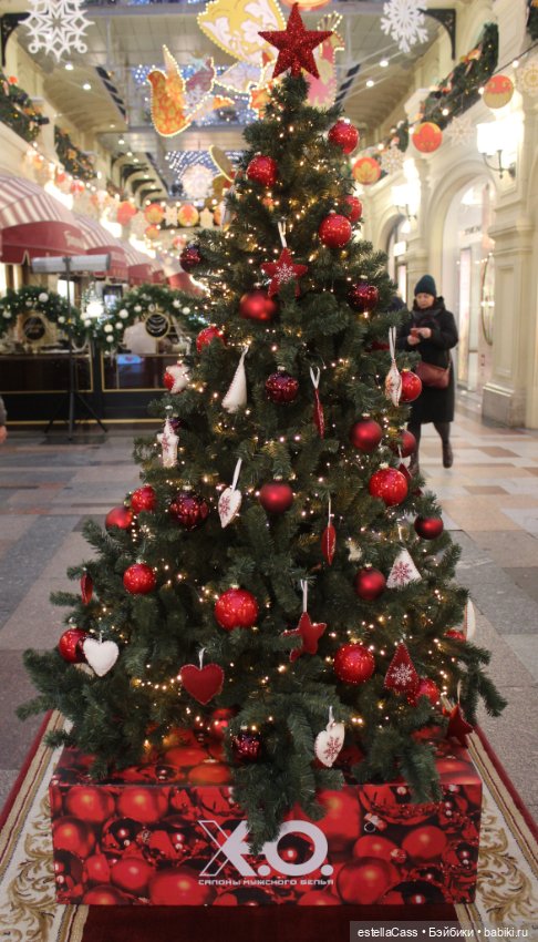 ГУМ. Парад елок -2024 — Новый год и Рождество: праздничные фото кукол