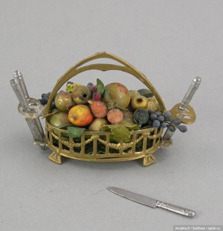 Антикварная миниатюра, куханная утварь