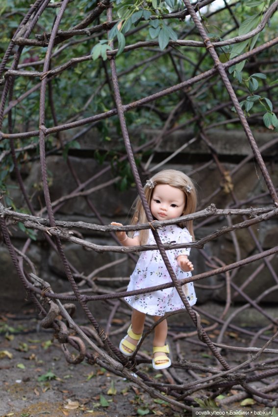 Прогулка по Кабардинке — Куклы Paola Reina (Паола Рейна): новинки (фото 2)