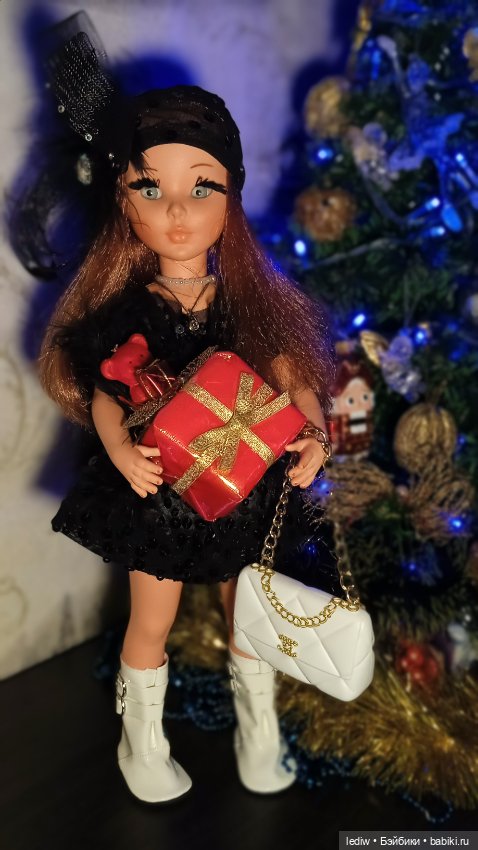 Новая жизнь старых кукол. Девушка Бонда. Рождество