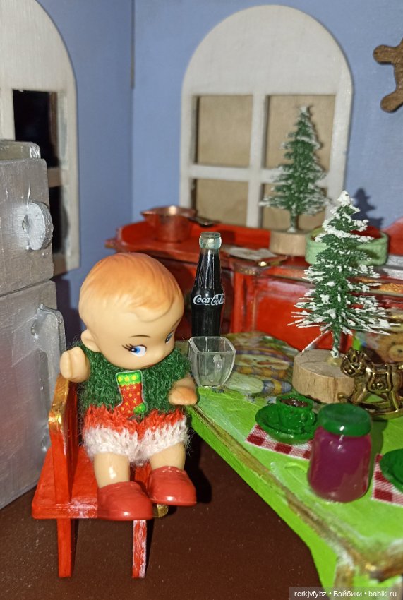 Новогодняя кухня — Румбоксы и кукольные интерьеры: фото (фото 3)