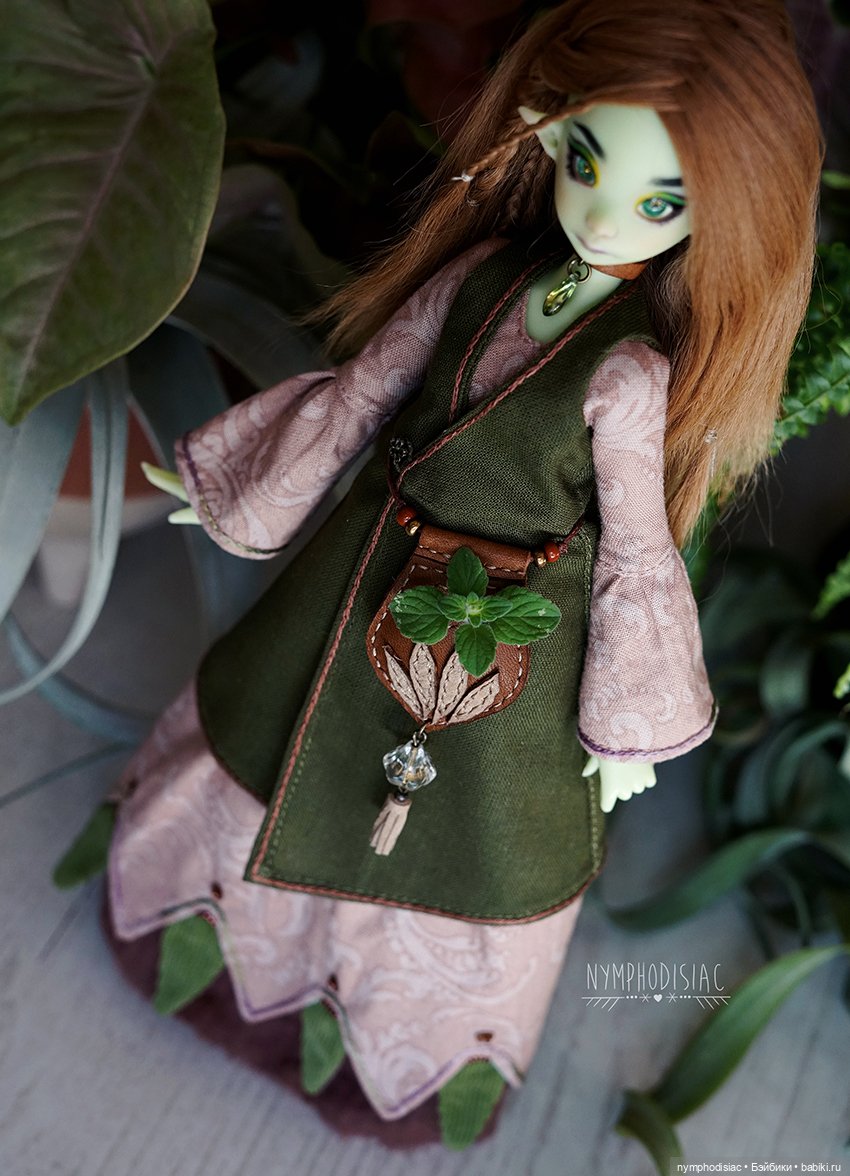Собирательница свежей мяты. Авторский наряд для куклы 1/6 (фото 4)