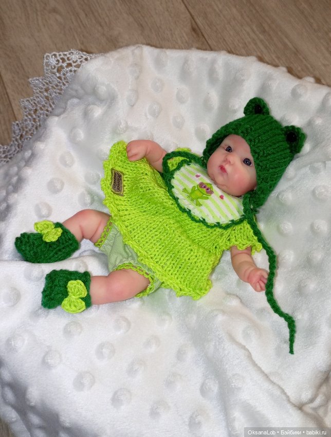 Повязушки для маленьких кукол за последние месяцы