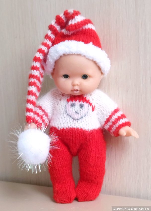 Новогодний наряд для пупсика 12 см из фикспрайса