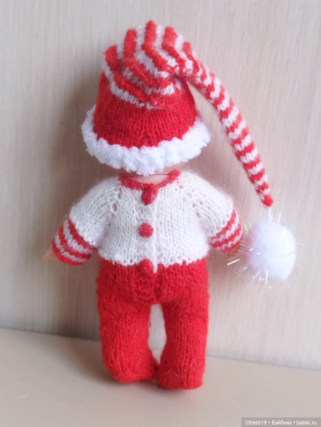 Новогодний наряд для пупсика 12 см из фикспрайса (фото 2)