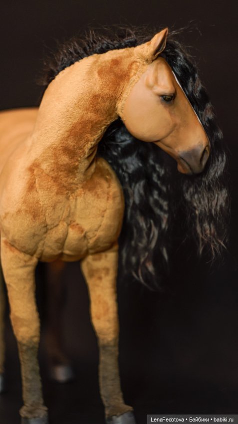 Коричневая лошадка 27 см в холке (фото 2)