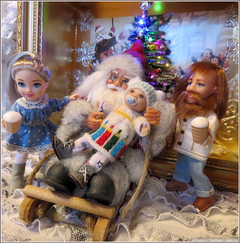 Первая "ёлка" Ирочки с папой и мамой (фото 5)