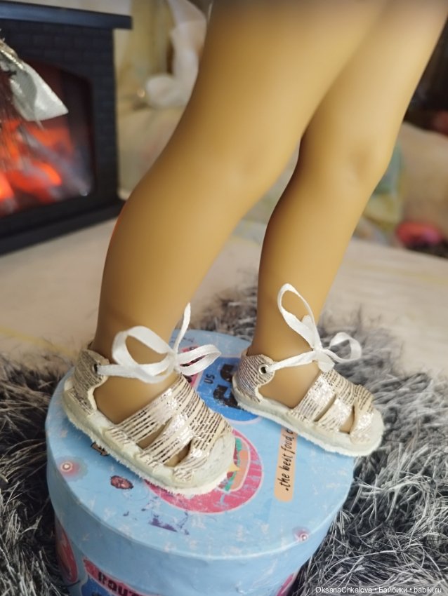 Обувь для разных кукол — Коллекции игровых кукол (Playline): фото полок (фото 3)