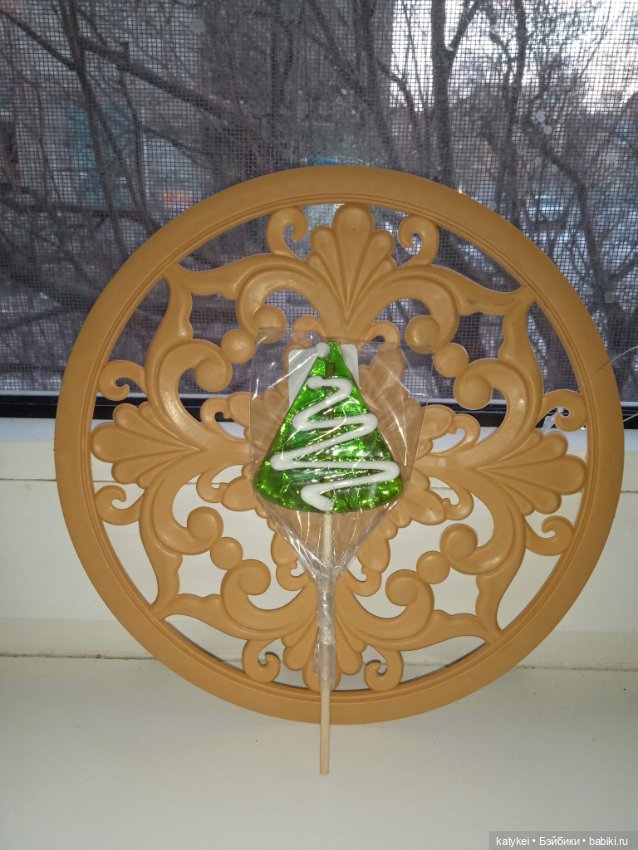 Дракончики передают год змейкам