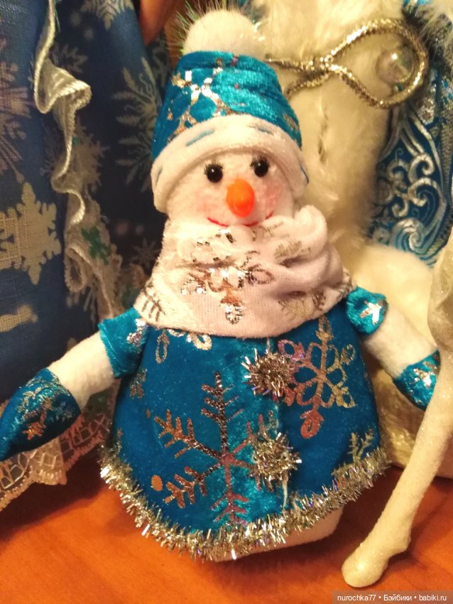 Про Нафочку. С наступающим 2025 годом