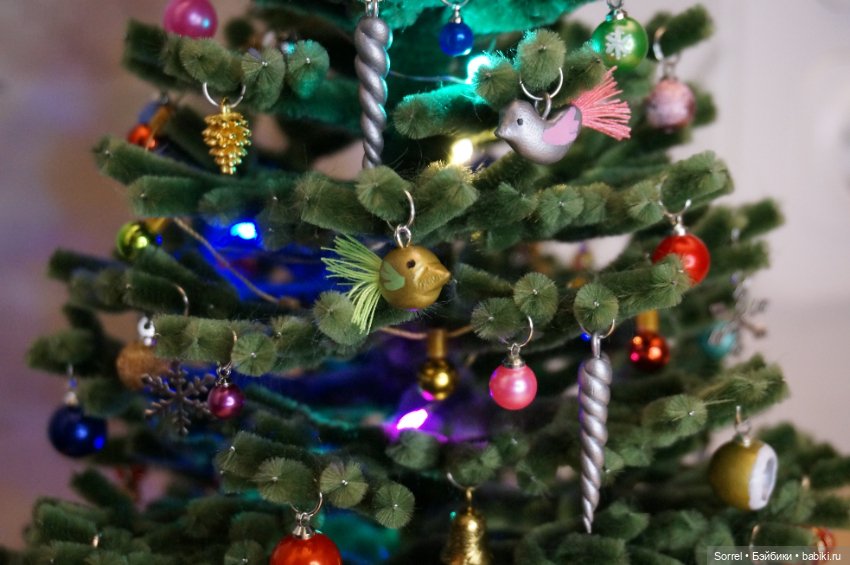 Новогодняя ёлочка из синельной проволоки (фото 4)