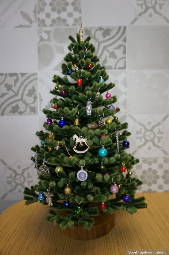 Новогодняя ёлочка из синельной проволоки