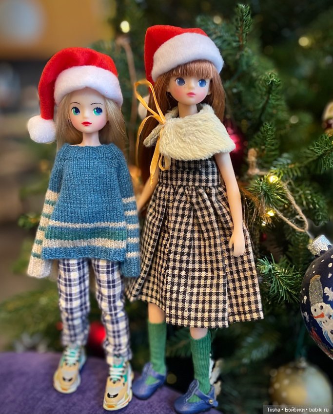 Redberry doll (strawberry planet)