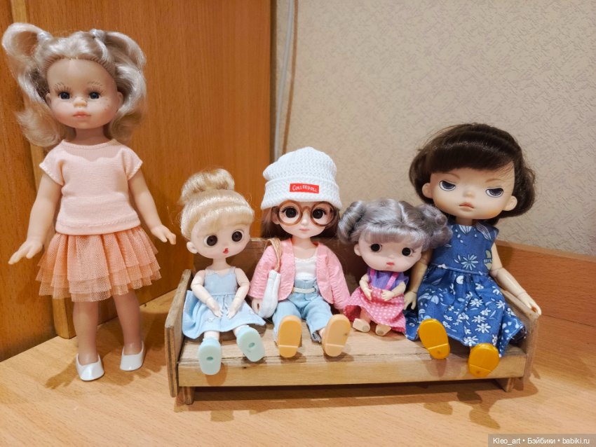 2025 год и мои куколки — Коллекции игровых кукол (Playline): фото полок (фото 3)
