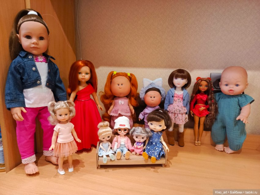 2025 год и мои куколки — Коллекции игровых кукол (Playline): фото полок