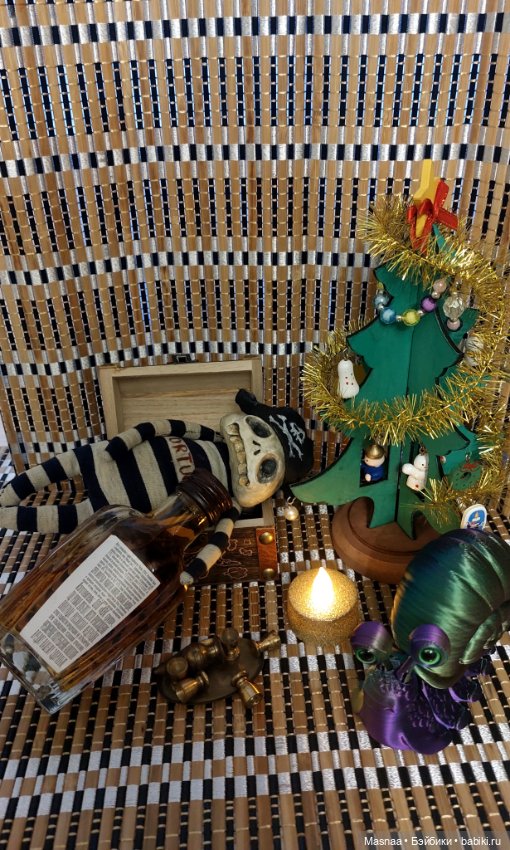 Ё-хо-хо и нету рома 😞 — Авторские игрушки из разных материалов: синельная проволока (фото 3)