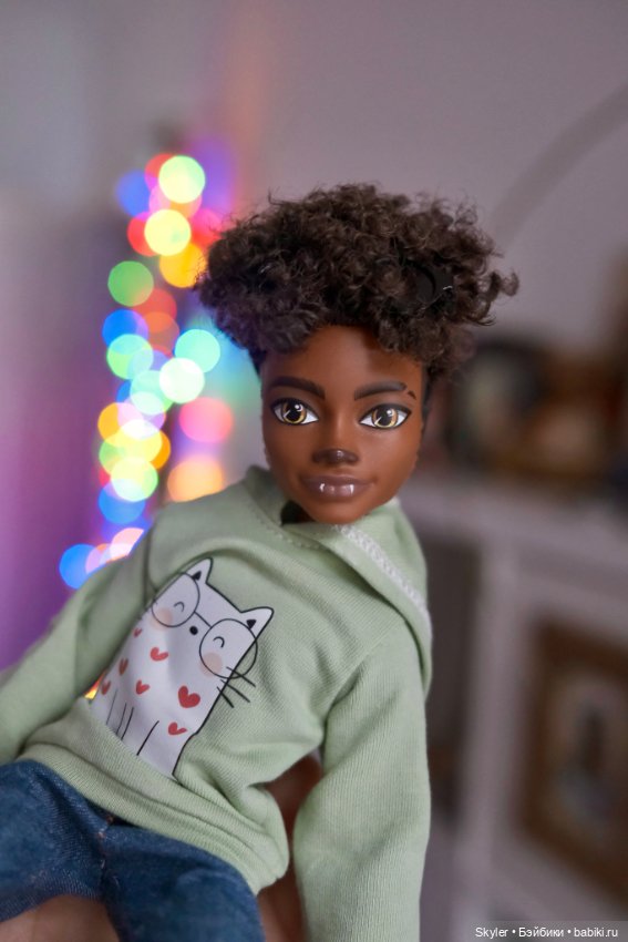 Неформатный Кусь, или первая кукла 2025 года (фото 2)