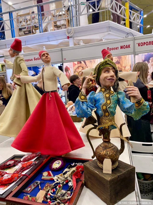 Ажур на балу кукол на Тишинке