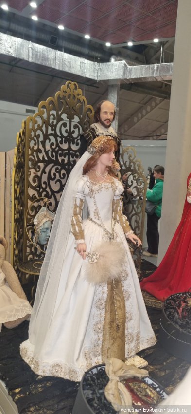 Новогодний бал кукол на Тишинке