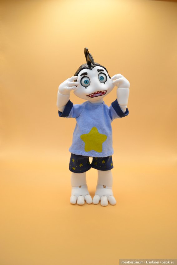 Странный, но забавный персонаж и первый опыт в пошиве (фото 3)