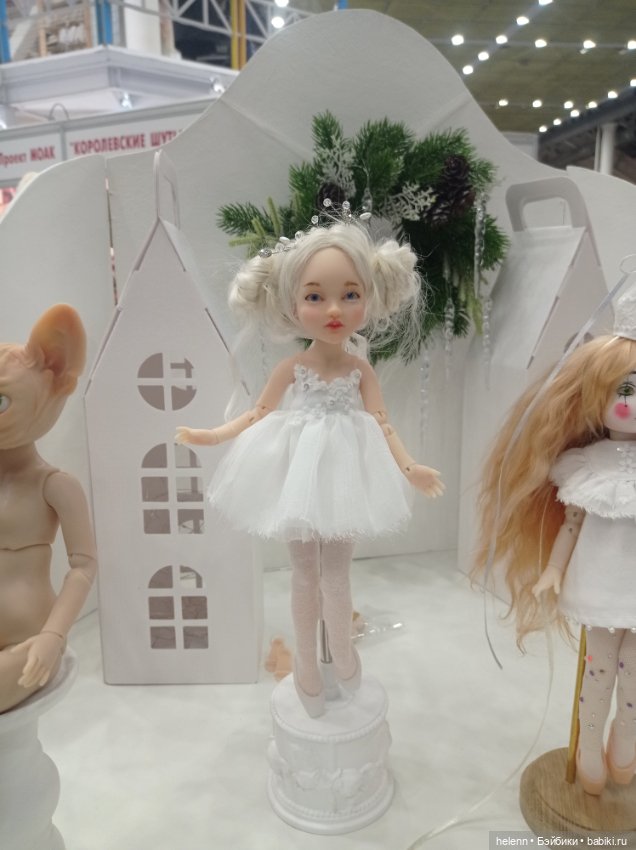 Паолки на выставке Бал кукол день второй