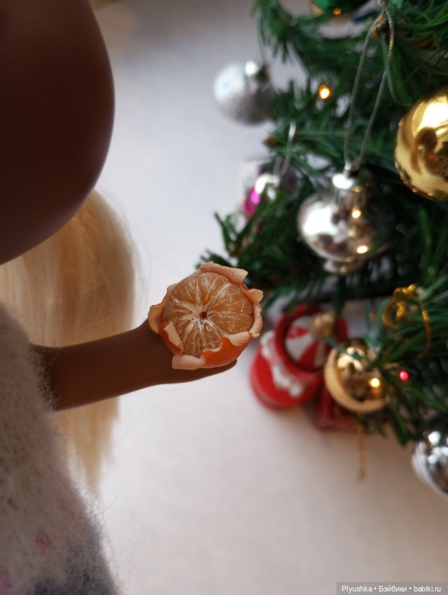 МиниМиюша, ёлочка и мандарины