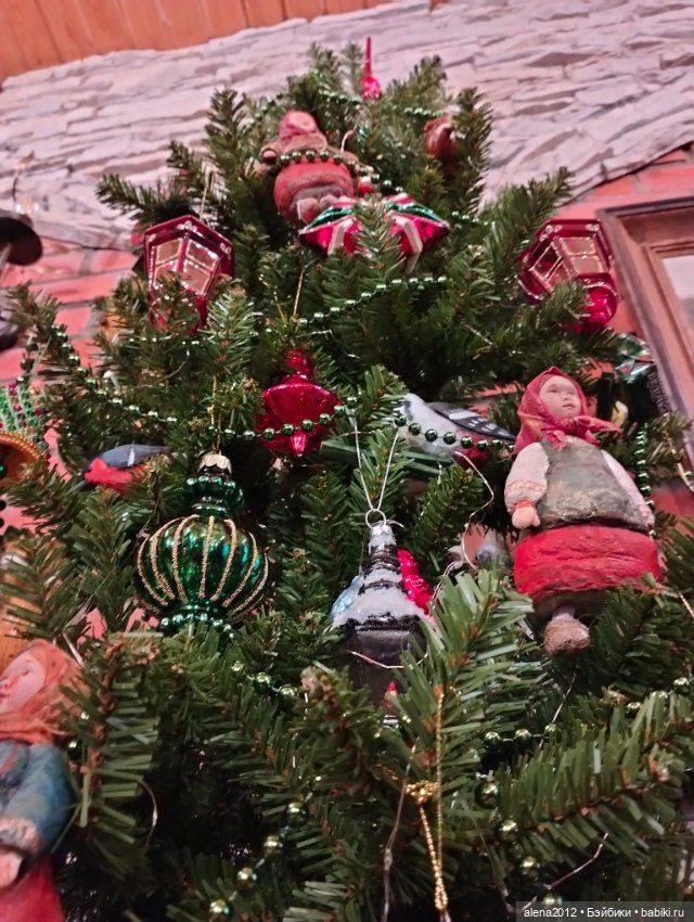 Как одна фотография с весенней выставки изменила всю ёлку