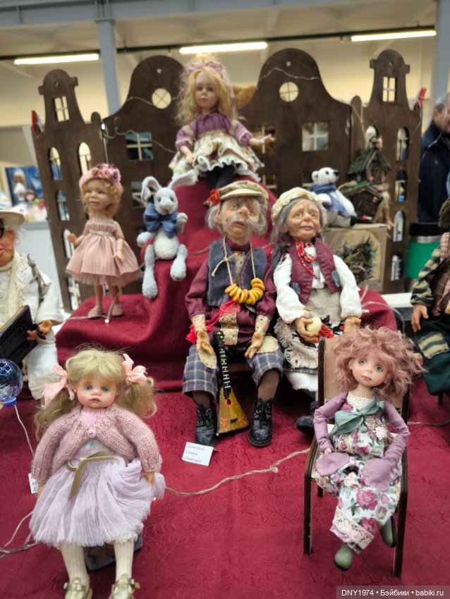 Еще немного фото с Зимнего бала кукол