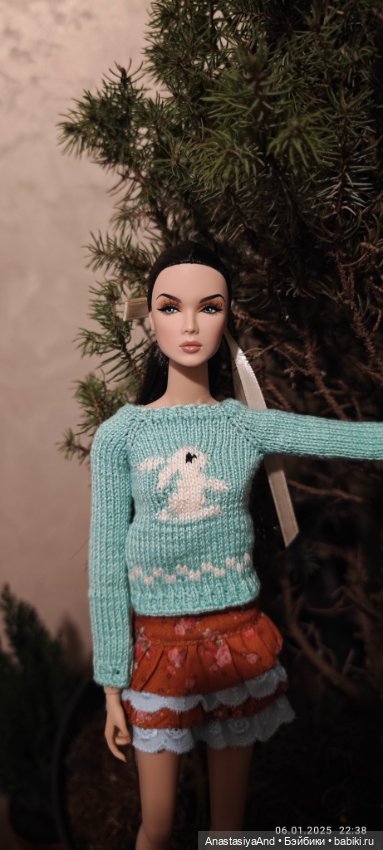 Первая куколка 2025 (и первая (скорее всего последняя куколка этой фирмы) у меня) (фото 2)
