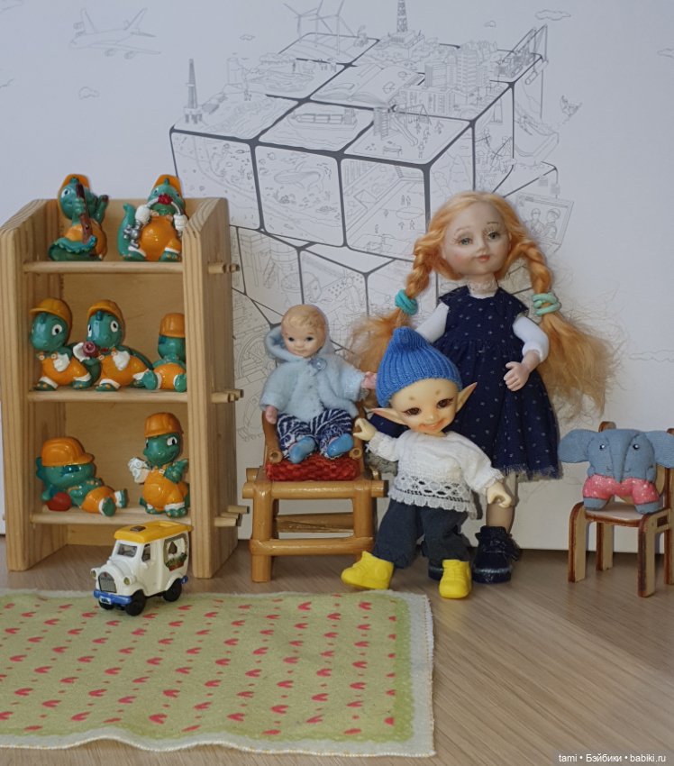 Комнатка для мелких куколок)) (фото 3)