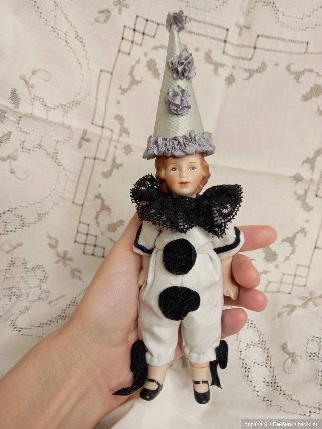 Примерка карнавальных костьюмов моими mignonette