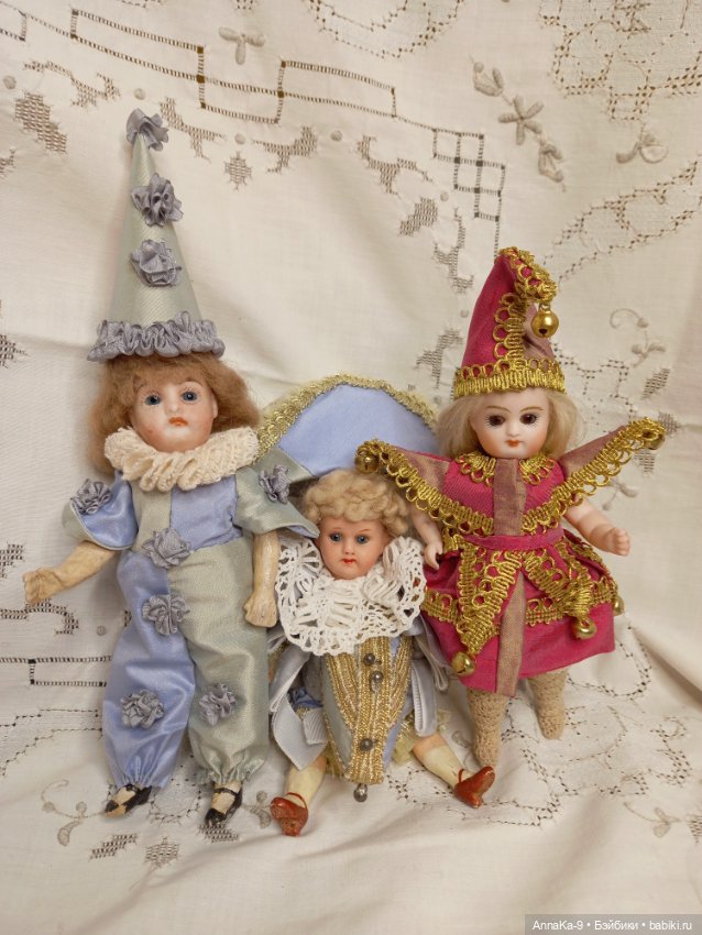 Примерка карнавальных костьюмов моими mignonette