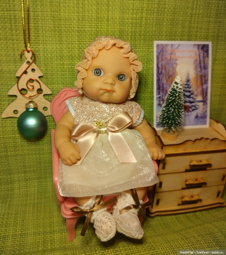 Пупсы у ёлочки 🎄 — Куклы Paola Reina (Паола Рейна): новинки (фото 6)
