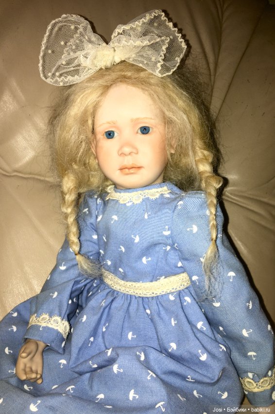 Ina фарфоровая девочка-одуванчик от Ruth Treffeisen 1989 (фото 2)
