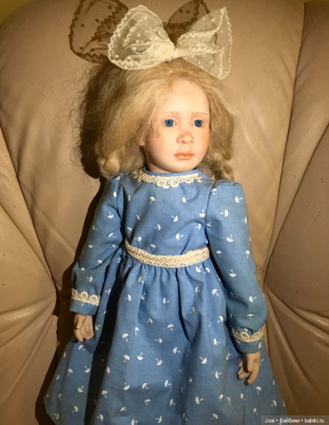 Ina фарфоровая девочка-одуванчик от Ruth Treffeisen 1989 (фото 3)