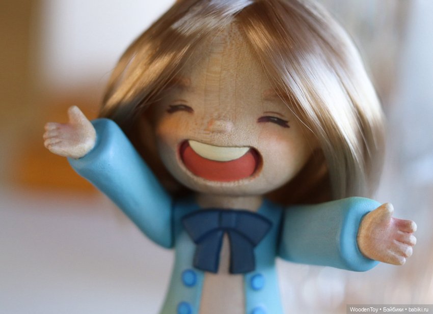 Заразительная улыбака Евы