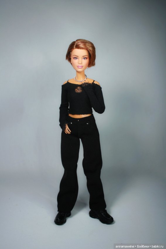 Гардероб для новенькой — Одежда и обувь для кукол своими руками: фото